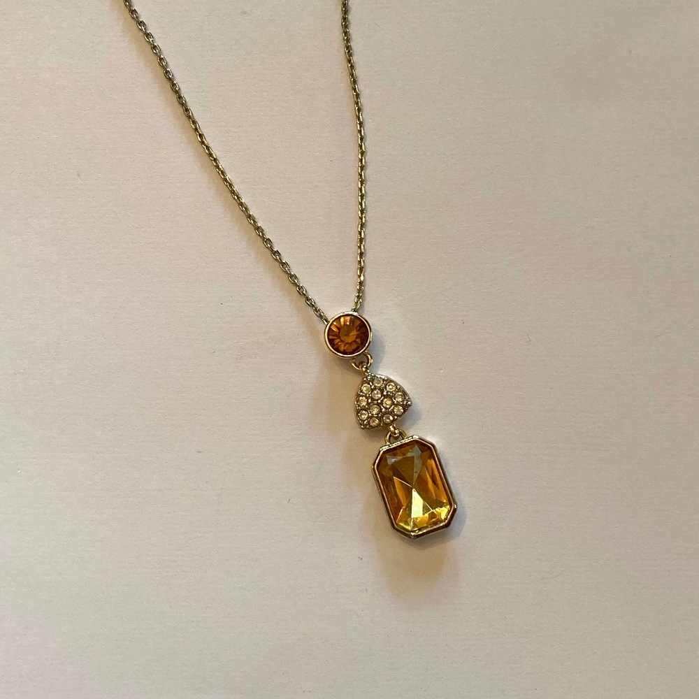 SAQ Fashion Pendant on Chain